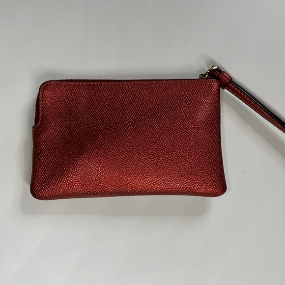 ❤️Coach Corner Zip Wristlet Crossgrain Leather Metallic Red - Picture 6 of 10